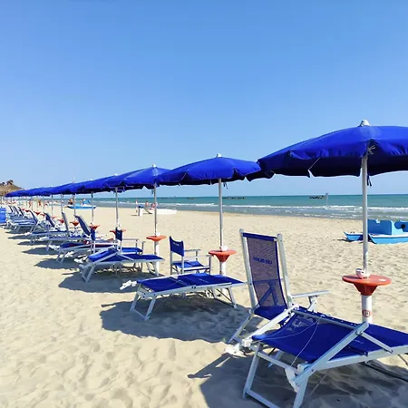 Miramare 3 Con Servizio Apartment Roseto Degli Abruzzi