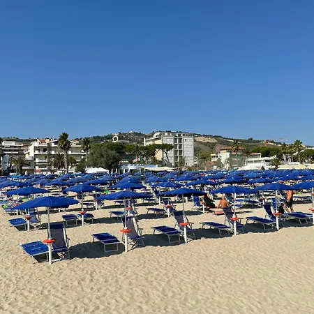 Apartment Miramare 3 Con Servizio *