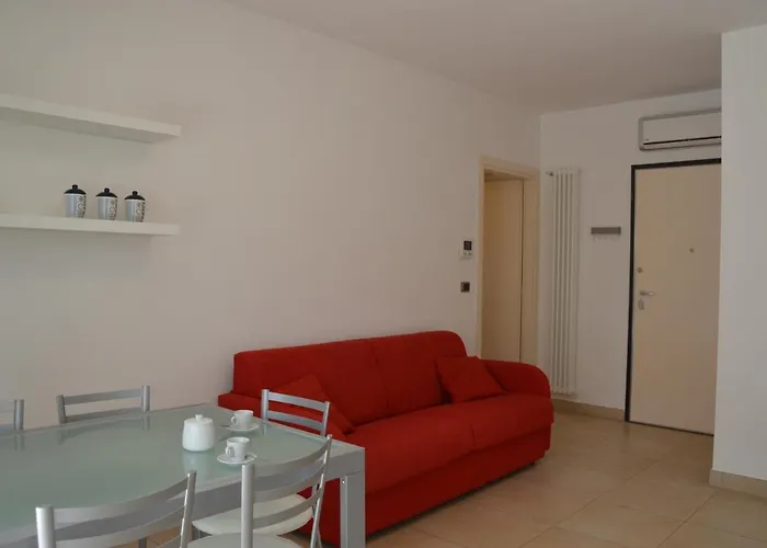 Miramare 3 Con Servizio