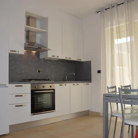 Apartment Miramare 3 Con Servizio Roseto Degli Abruzzi