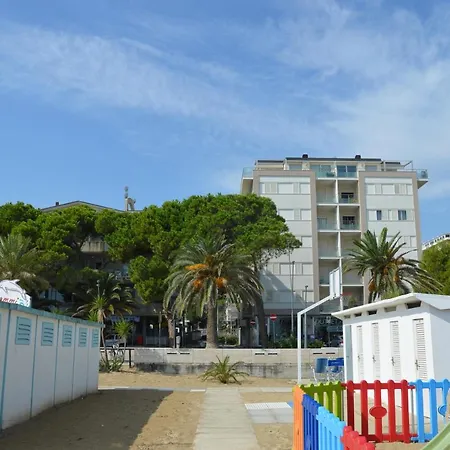 Miramare 3 Con Servizio Apartment *