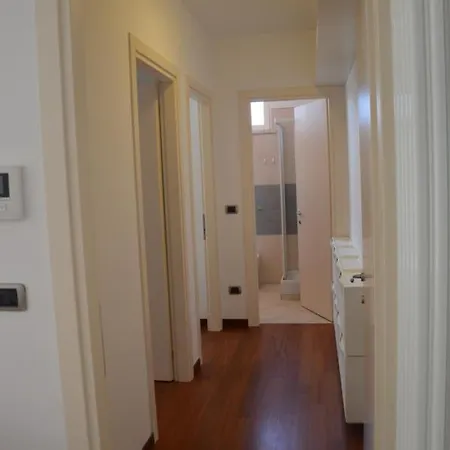 Miramare 3 Con Servizio