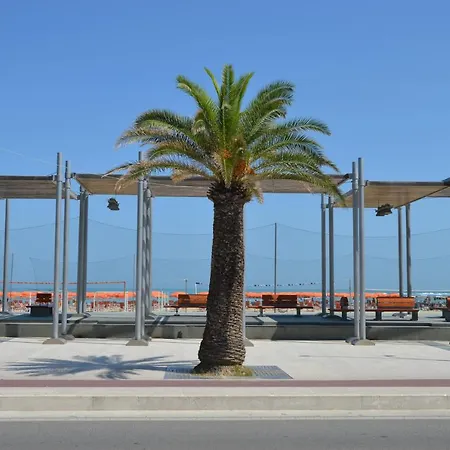 Miramare 3 Con Servizio * Roseto Degli Abruzzi