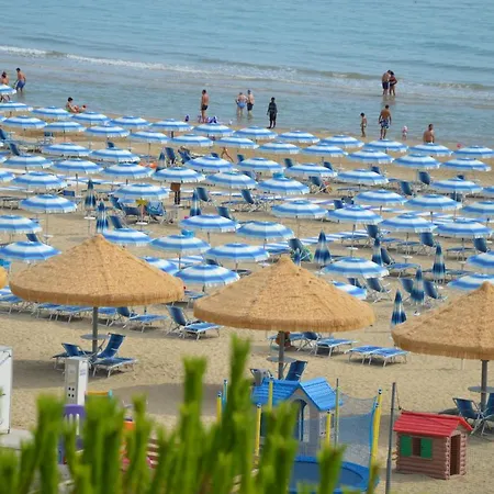 Apartment Miramare 3 Con Servizio *