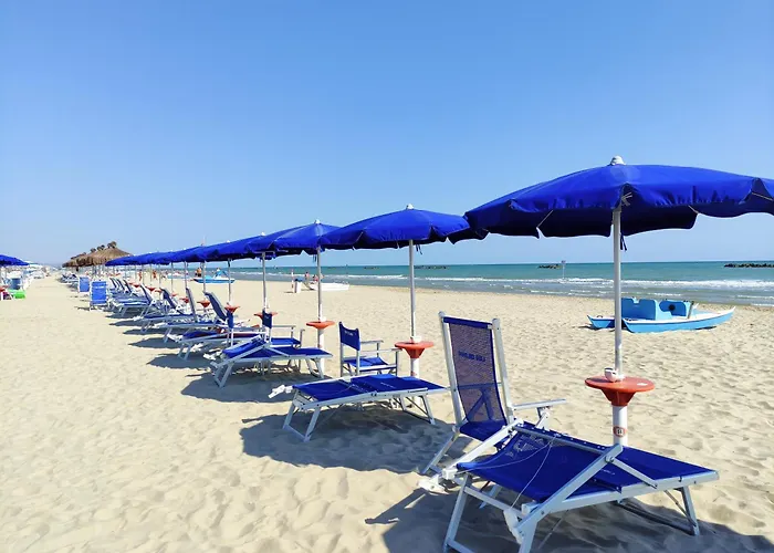 Miramare 3 Con Servizio アパート ロゼート・デッリ・アブルッツィ