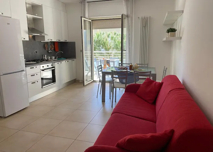 Miramare 3 Con Servizio アパート *