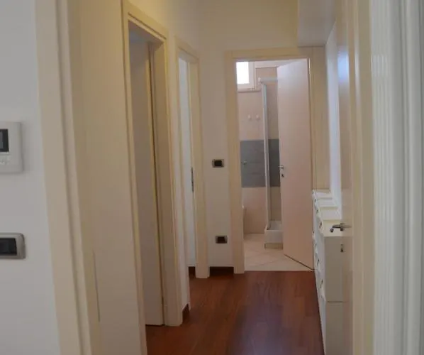 Miramare 3 Con Servizio